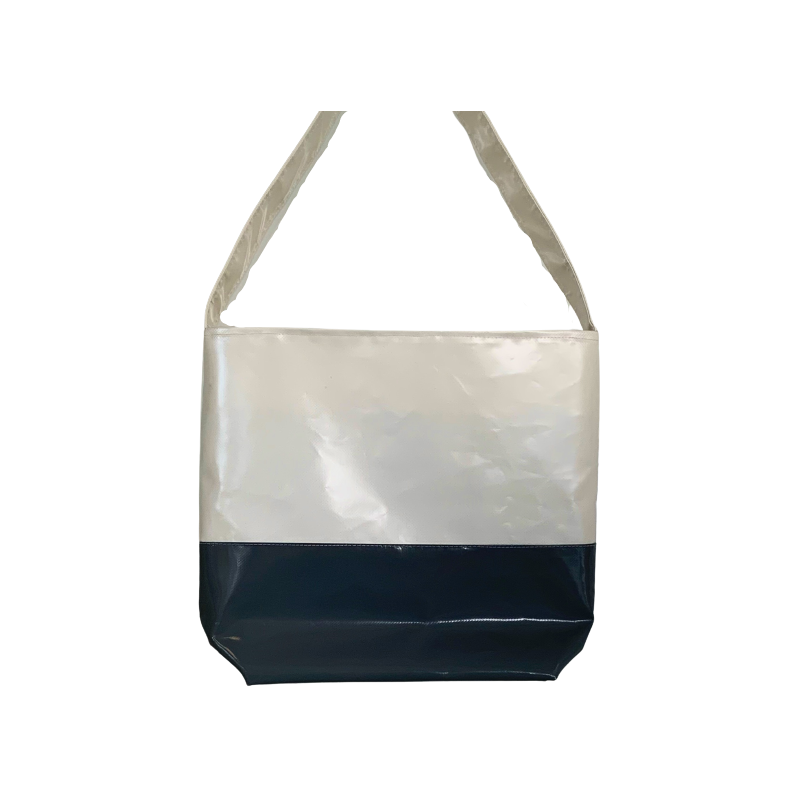 Sac upcyclé blanc et gris